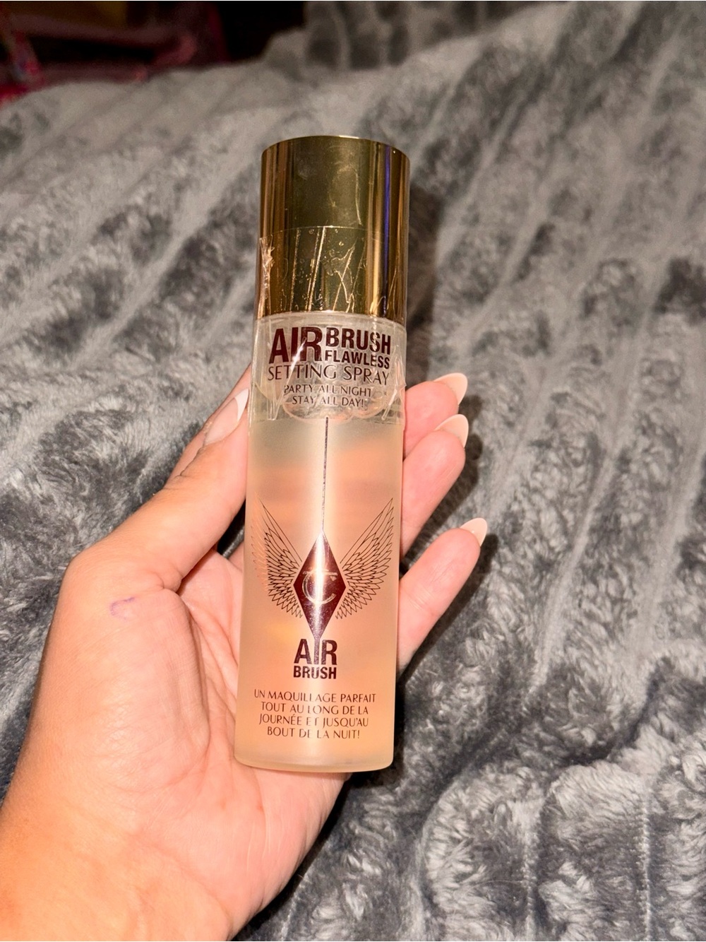 Charlotte Tilbury Airbrush Flawless Setting Spray - Gold Cap, Clear Bottle